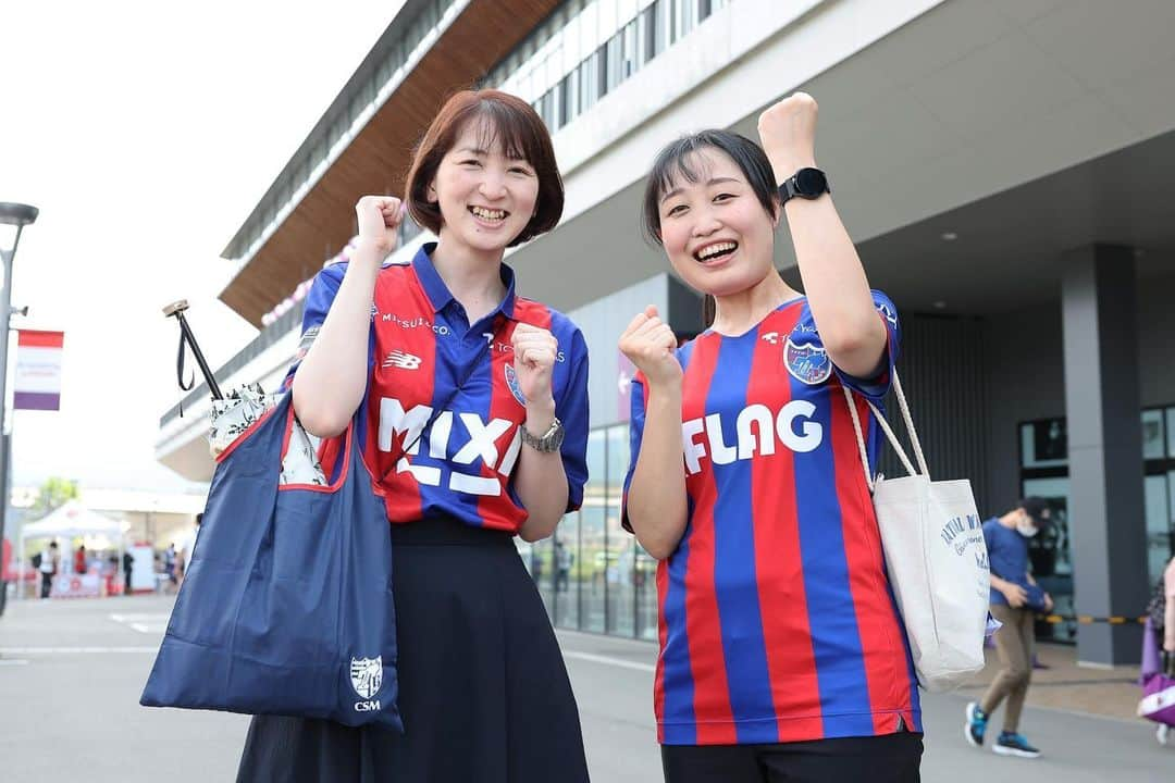 FC東京オフィシャルグッズさんのインスタグラム写真 - (FC東京オフィシャルグッズInstagram)「🔵🔴 𝙈𝘼𝙏𝘾𝙃𝘿𝘼𝙔 #TokyoKyoto   今日もたくさんのパワーをよろしくお願いします!!🤝🔵🔴  @fctokyoofficial  #ルヴァンカップ  #FC東京 #fctokyo #tokyo」6月18日 16時39分 - fctokyoofficial