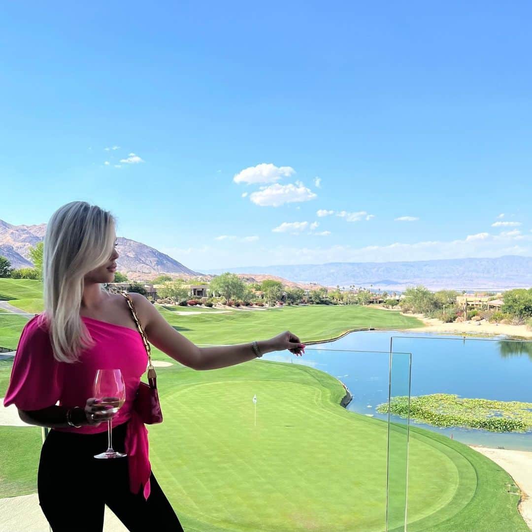 ケェーリン・セブンのインスタグラム：「⛳️」