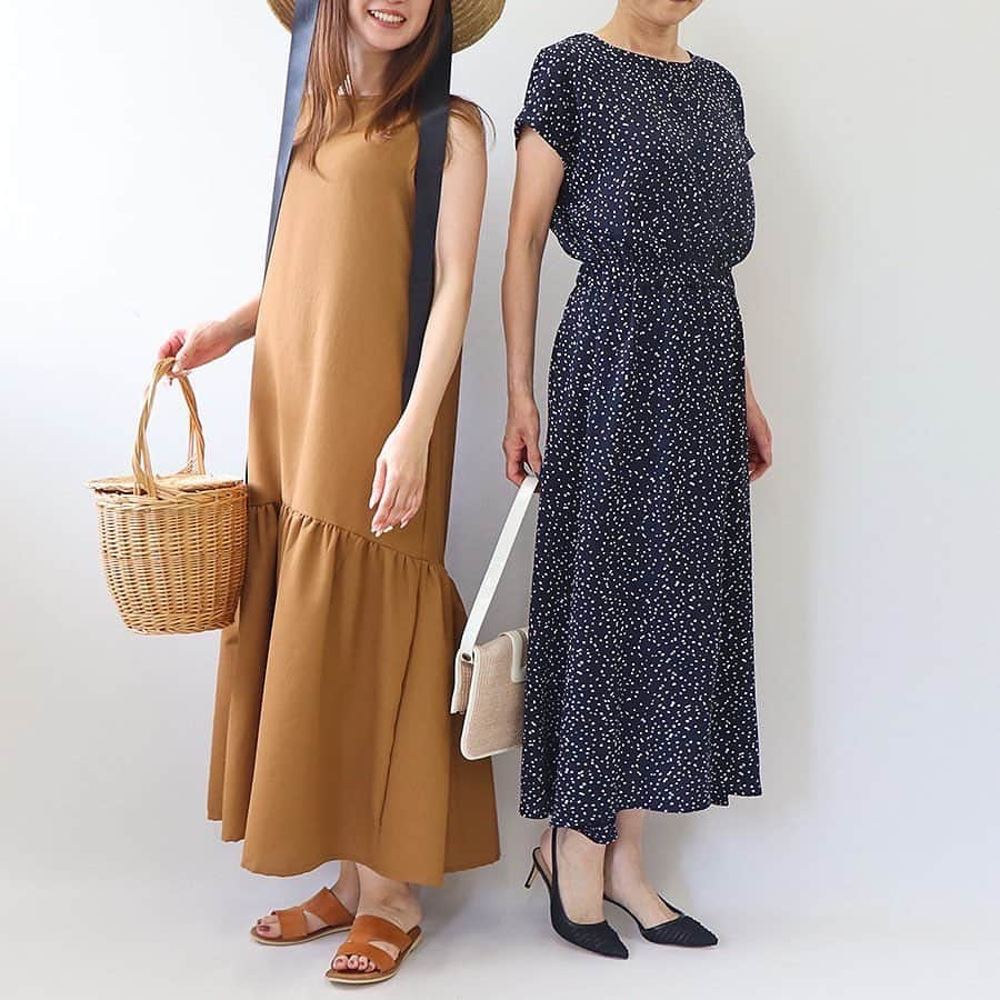 Couleureさんのインスタグラム写真 - (CouleureInstagram)「夏のワンピースが 気になる季節👗🏝️ ドライタッチイージーケア50%OFF 幾何学ツイルクリームスカートキットなど 再受け中です✨  #handmadeclothes #sewingpattern#置き画#patterns#instasewing#handmadewardrobe #memade #handmadewardrobe #sewcialists #indiesewingpatterns #pdf pattern#クルールパターンファブリック #pdf sewing pattern」6月18日 8時52分 - couleure_cafe