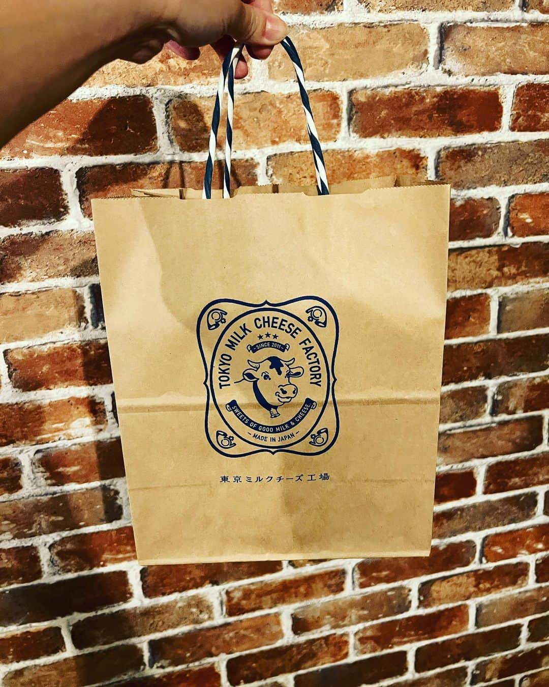 木村真野のインスタグラム：「@tokyomilkcheese.jp  チーズ好きにはたまらない😍🩷 #東京ミルクチーズ工場」