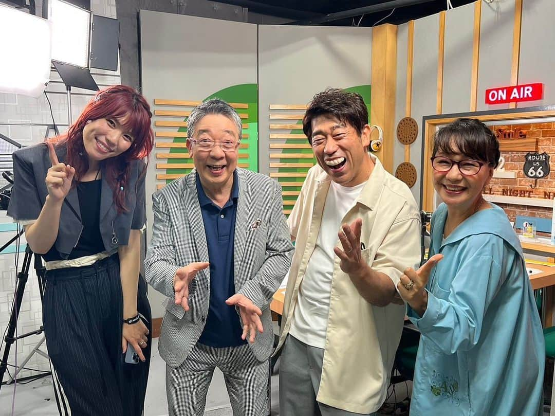 原口あきまささんのインスタグラム写真 - (原口あきまさInstagram)「笑福亭鶴光のオールナイトニッポン.TV @J：COM  の生放送で笑いを届けて参りました！✨　  ものまねあり、下ネタあり、ちんベルありと、明るさ万点の現場でした！  鶴光さんもまだまだ元気❗️  ドアホ❗️ww  に、感謝∞✨  #鶴光でおま #紺野ぶるま #田中美和子 #TVで見せるラジオ #感謝∞」6月18日 9時03分 - akimasa_haraguchi