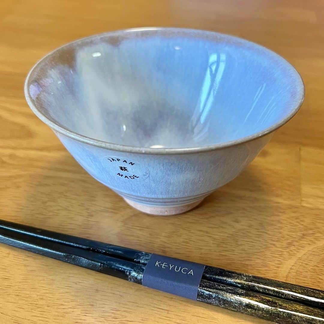 日比直博さんのインスタグラム写真 - (日比直博Instagram)「今日は父の日。  お茶碗とお箸をプレゼントしました。 いつもありがとうオトン！😄」6月18日 9時20分 - hibinaohiro0926