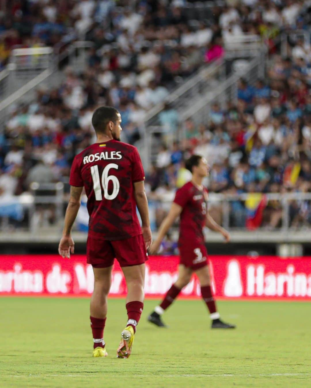 ロベルト・ロサレスさんのインスタグラム写真 - (ロベルト・ロサレスInstagram)「⚽️⚔️❤️🍷 #gratitude #nevergiveup #grateful🙏」6月18日 9時32分 - robertico_r