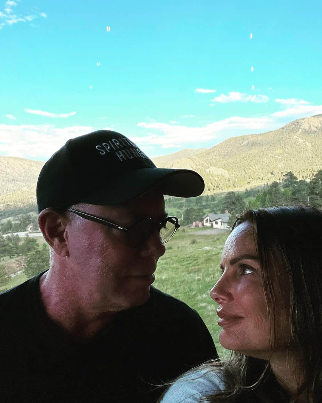 ガブリエル・アンウォーのインスタグラム：「Stunning Colorado @shareefmalnik」