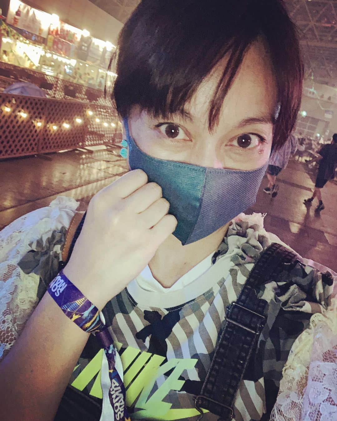 佐伯日菜子のインスタグラム：「6月もぼんやり終わりが見えてきた！ 来月はいよいよ #sparks  早く座席教えてー！ 写真は去年の #sonicmania  #ソニマニ #ライブ  #大好き」