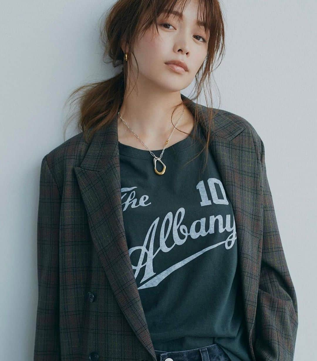 林由香里のインスタグラム：「@journalstandard.jp  @levis_japan 👯‍♀️  #hair #makeup」