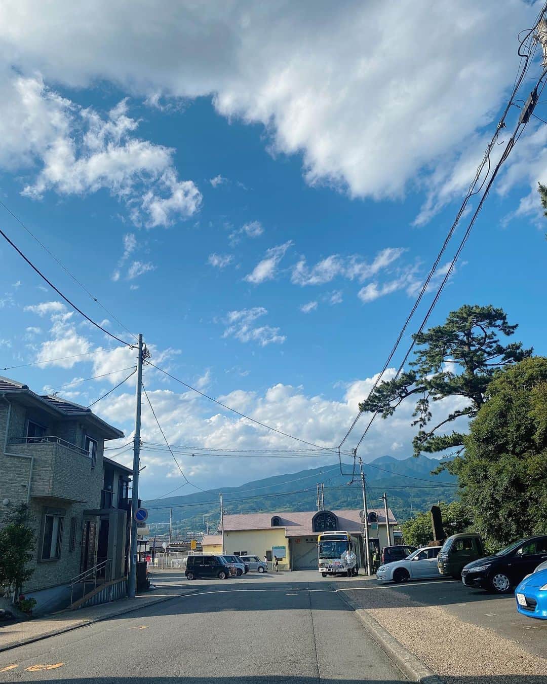 道岡桃子さんのインスタグラム写真 - (道岡桃子Instagram)「【クイズ】  私はどこにいるでしょう⁉️  これでわかったら、  相当凄いです‼️👍」6月18日 11時12分 - momoko_ana