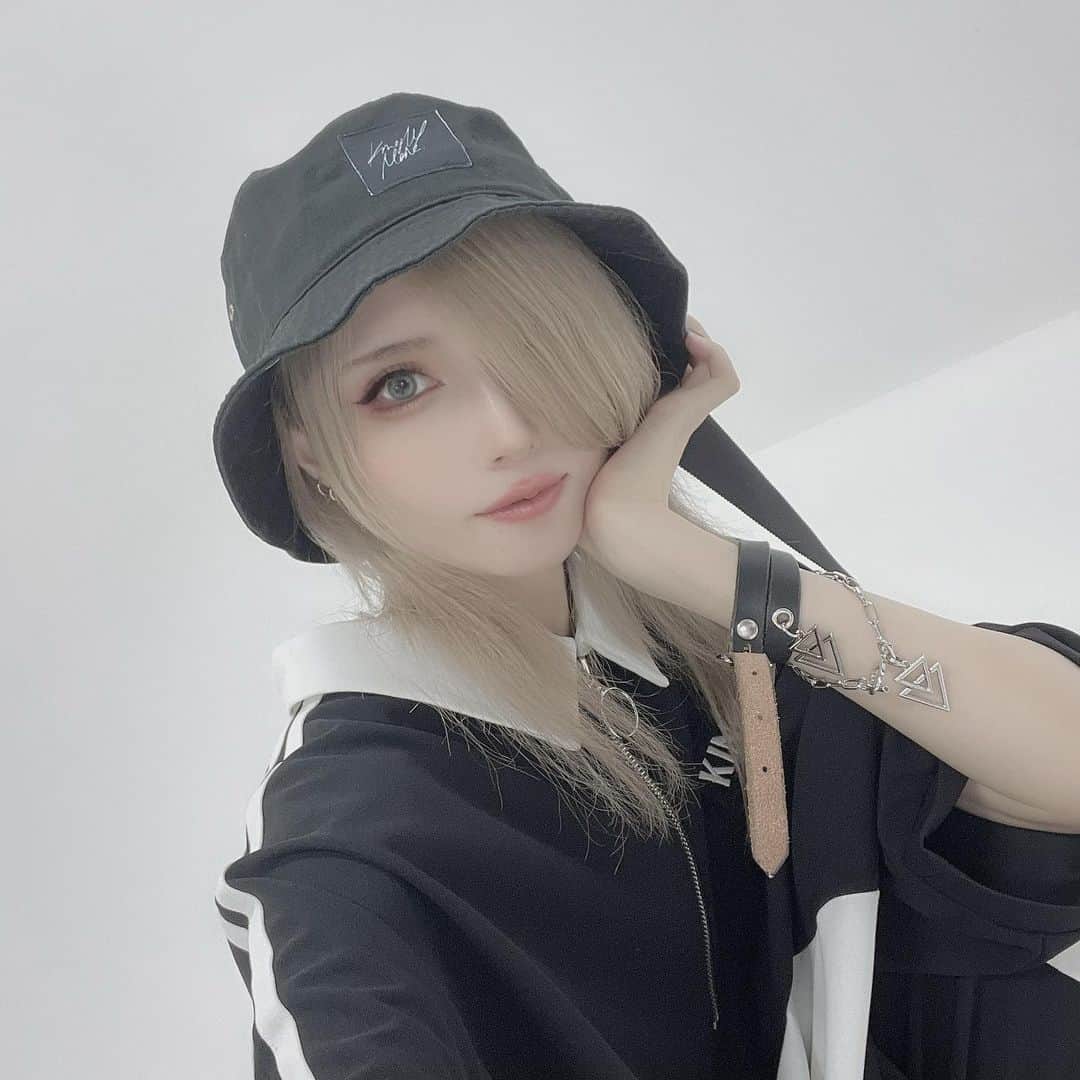 青木志貴のインスタグラム