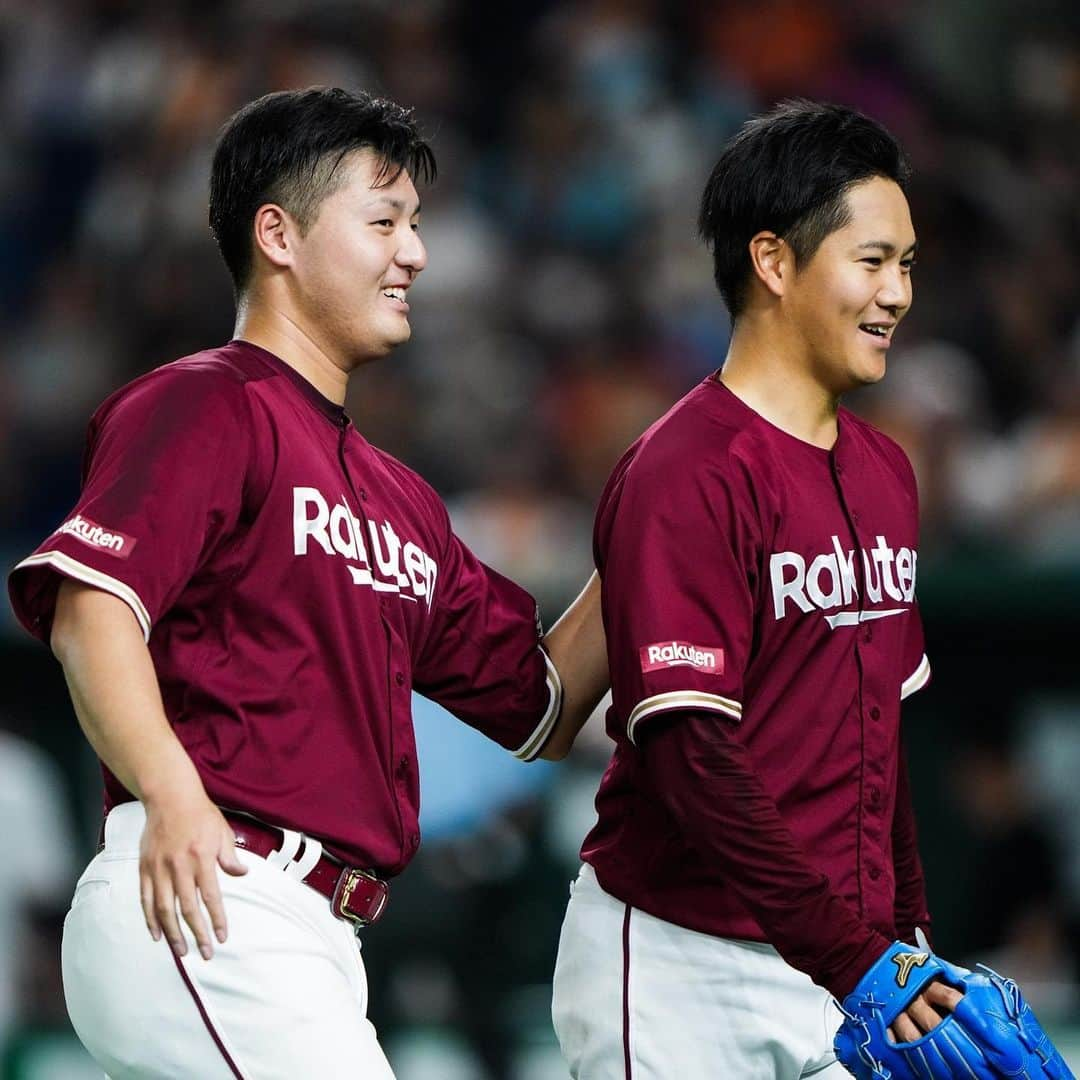 東北楽天ゴールデンイーグルスさんのインスタグラム写真 - (東北楽天ゴールデンイーグルスInstagram)「⚾️  ⚾️G 1-2 E⚾️ 1点ビハインドの6回に辰己選手が5号2ランを放ち逆転‼️‼️ その後はリリーフ陣が踏ん張りカード勝ち越し✨✨✨ 勝ち投手は復帰登板で5回1失点の好投の岸選手で2勝目👍🏼 6回は渡辺翔太選手、7回は内選手が1回無失点👏🏼👏🏼 8回は安樂選手と鈴木翔天選手の継投で抑えた‼️ 最後は松井裕樹選手が締めて14セーブ目🤝🏼  #鷲が掴む #rakuteneagles #辰己涼介  #岸孝之 #松井裕樹 #炭谷銀仁朗 #安樂智大  #鈴木翔天 #内星龍 #渡辺翔太」6月18日 17時21分 - rakuten_eagles