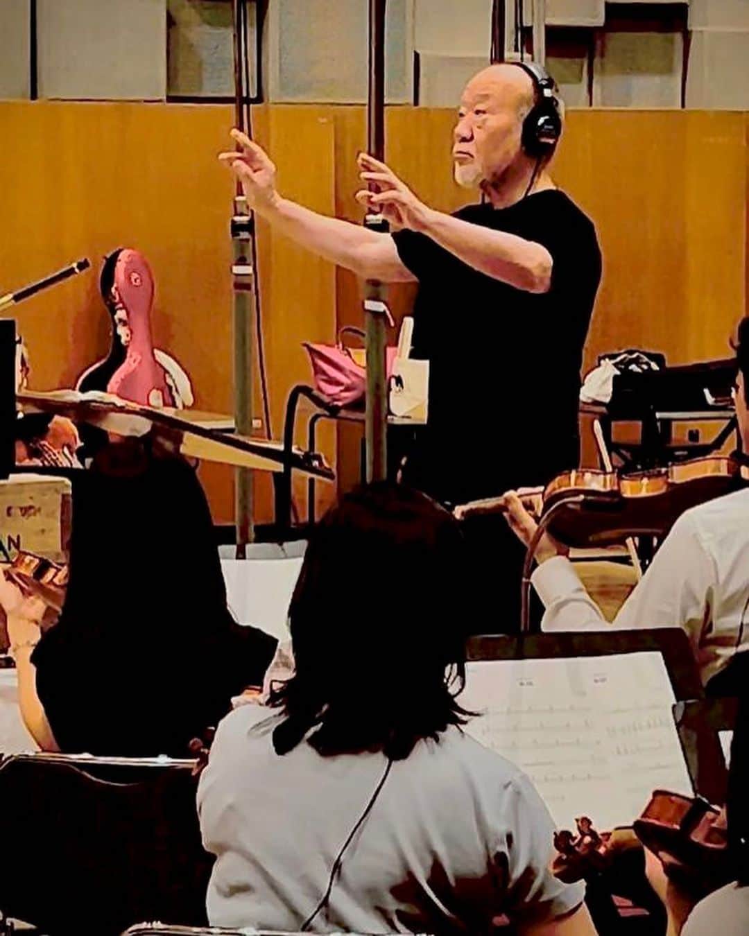 久石譲のインスタグラム：「Recording for NHK documentary program.」