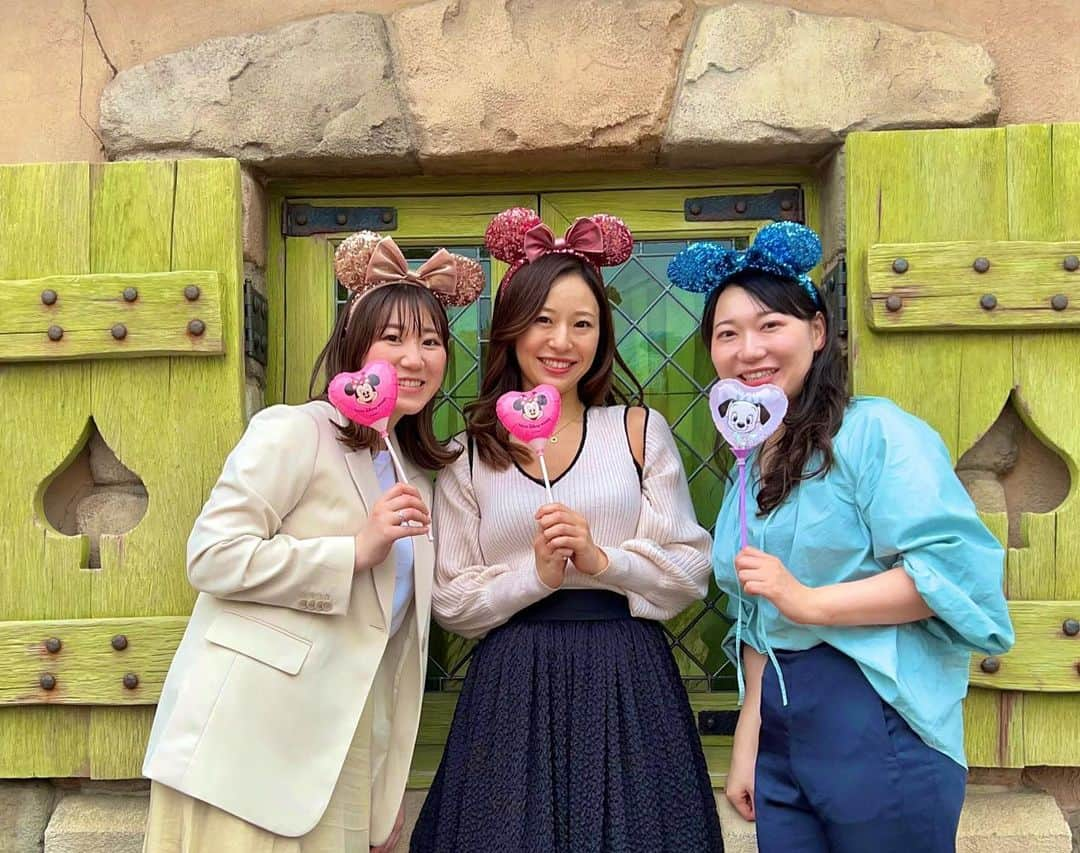 肥田佳菜子さんのインスタグラム写真 - (肥田佳菜子Instagram)「ディズニー🏰🤍 #ディズニーランド #disneyland #東京ディズニーランド #TDL #ディズニー #ディズニーランドホテル #disneylandhotel #美女と野獣ルーム #美女と野獣 #シェフミッキー #birthday #ミニーのスタイルスタジオ #キャラグリ」6月18日 12時26分 - hdknk87