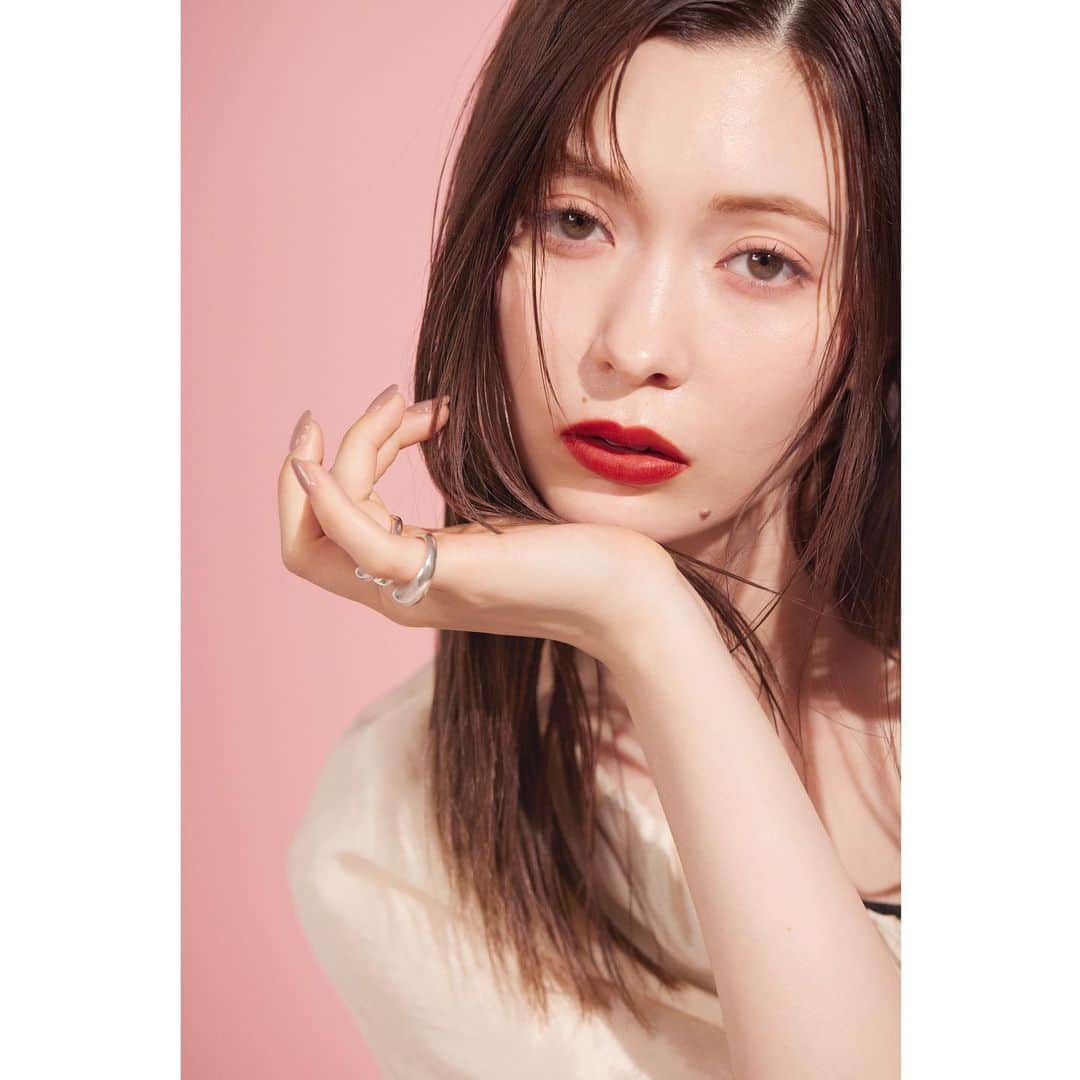 河嶋希のインスタグラム：「@sweet_editors @romand_jp #八木アリサ #河嶋希」