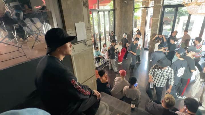 イ・ヒジュンのインスタグラム：「김설진 이 초대해준 댄스대회」