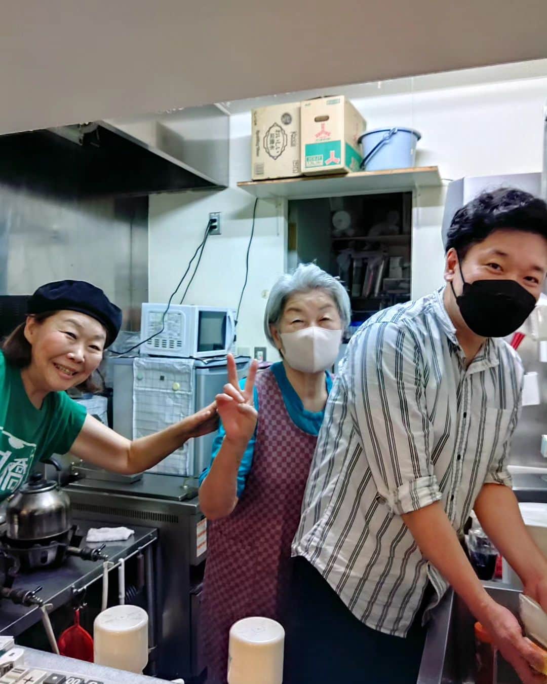 山川のりをのインスタグラム：「本日は南千住駅徒歩10分の泪橋ホールにてギターパンダライブです。14時/15時、2500円+D。共演は34B。お近くの方は慎重に会いに来てアイニージュー！」