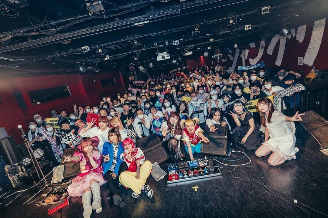 リアルのインスタグラム：「ЯeaL Яock Яevolution vol.12 ЯeaL vs Gacharic Spin  2023.06.09 @Shimokitazawa SHANGRILA Thank you!!  photo by （ @shomawowwow ） #ЯeaL #ЯeaL10周年」