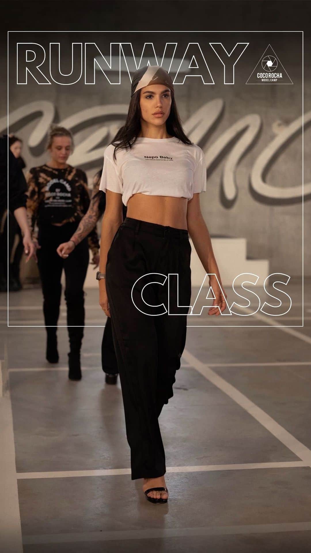 ココ・ロシャのインスタグラム：「Under @cocorocha ‘s guidance, our models learn the secrets of commanding the catwalk with confidence and grace. Her mentorship extends beyond just runway techniques though; at our multi day camp she instills in our models the importance of professionalism, self-expression, and embracing their authentic selves. ✨」