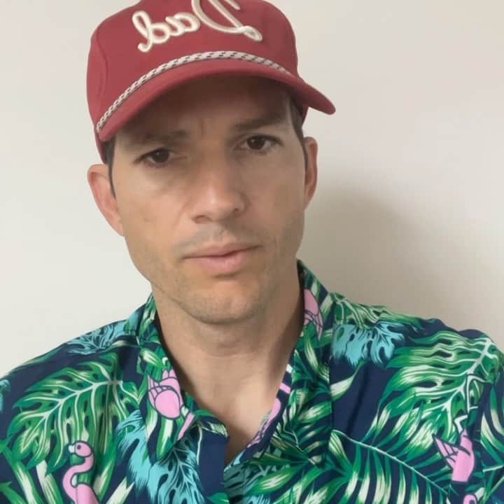 アシュトン・カッチャーのインスタグラム：「I got you!」