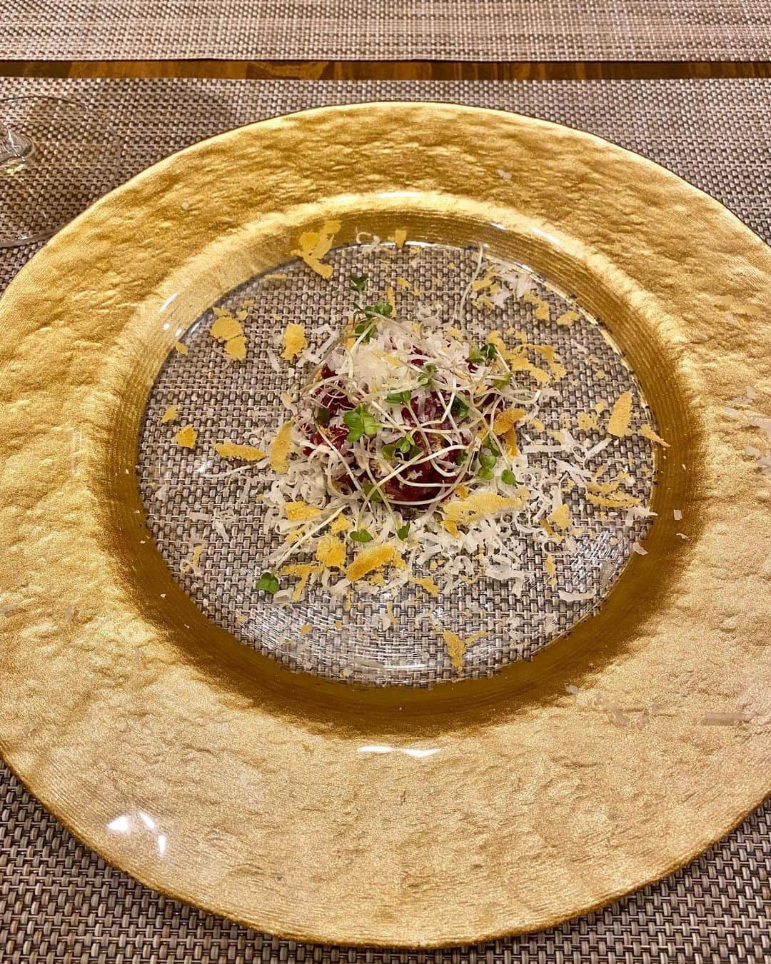 のインスタグラム：「久しぶりのイタリアンでした🇮🇹  美しい〜〜♡  #dinner#italian#🍽️#🇮🇹」