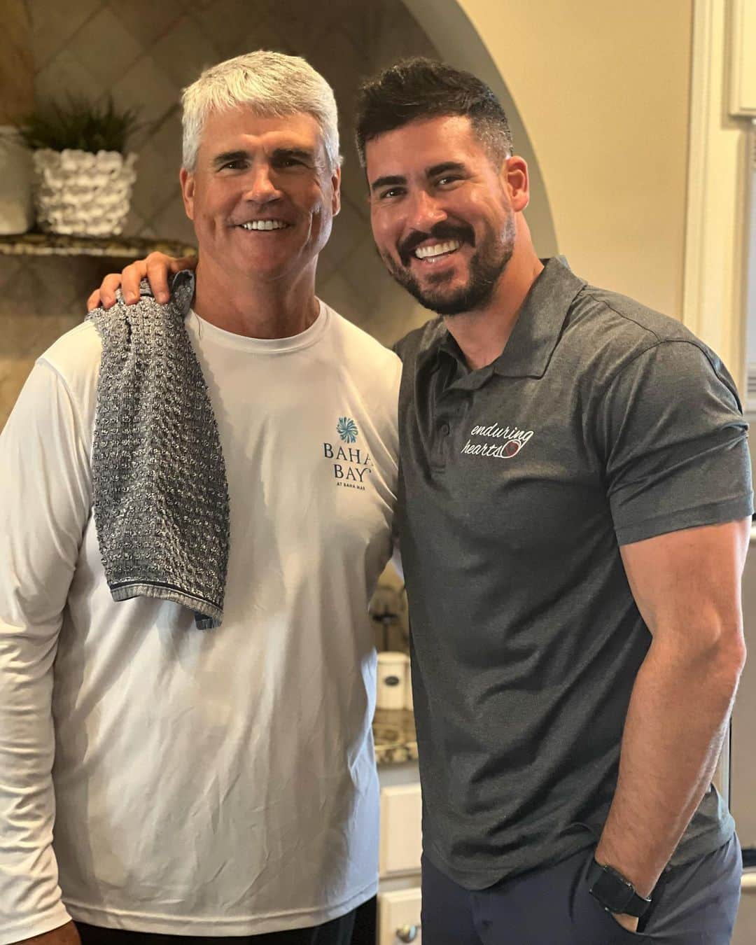 のインスタグラム：「Happy Father’s Day to the best man I’ve ever known, I love you pops!  Now let the cooking and festivities begin!  #fathersday2023」