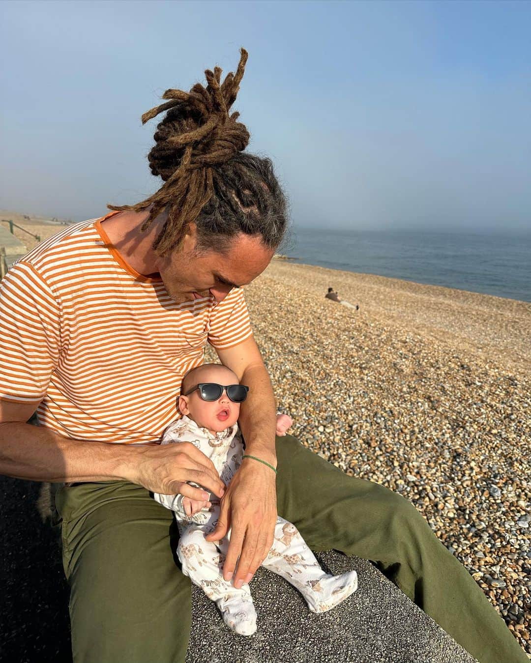 ルイス・コールさんのインスタグラム写真 - (ルイス・コールInstagram)「Neo is so lucky to have you as a father and I’m so grateful that he will grow up with you as his example of how to be a man. The way you’ve supported both of us these past few months is unparalleled. I couldn’t ask for a better partner in parenthood and in life 🥹 We love you ❤️ Happy Father’s Day @louiscole !」6月19日 2時15分 - rayawashere