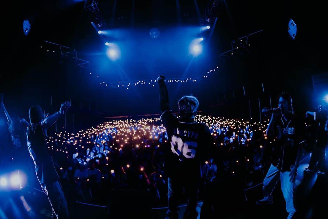 梅田サイファーのインスタグラム：「23/6/11 at Zepp Shinjuku(Tokyo) "NEW ALBUM RAPNAVIO RELEASE ONE MAN TOUR"  Photo by @hiroyabrian  #RAPNAVIO #梅田サイファー」