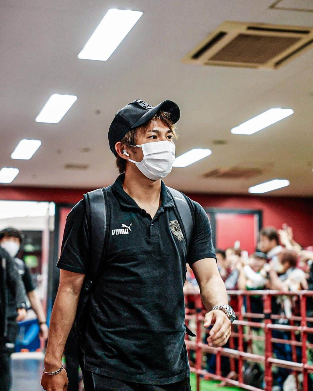 横浜FCさんのインスタグラム写真 - (横浜FCInstagram)「. まもなくキックオフ🔥  ルヴァンカップ vs.ヴィッセル神戸 18:00KICKOFF #ノエビアスタジアム神戸  #yokohamafc #横浜FC #Ｊリーグ #JLEAGUE #hamablue #ルヴァンカップ #井上潮音 #山下諒也 #吉野恭平  #サウロミネイロ #近藤友喜 #永井堅梧 #マテウスモラエス #清水悠斗 #小川慶治朗 #三田啓貴」6月18日 17時48分 - yokohamafc_official