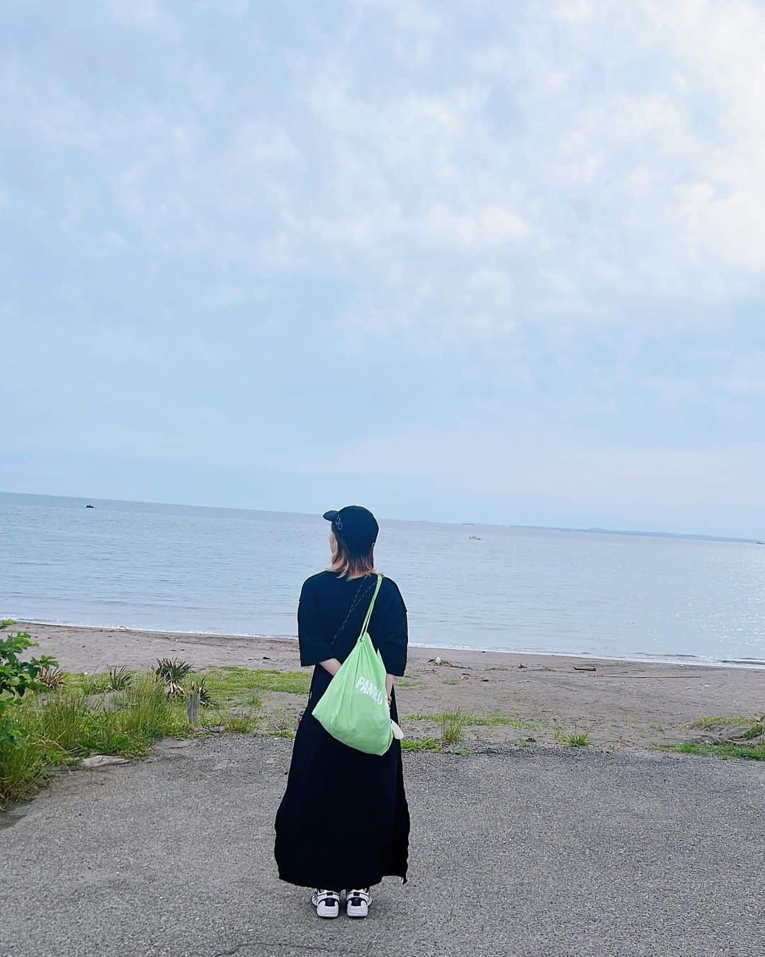 高木美佑さんのインスタグラム写真 - (高木美佑Instagram)「🚗🏝🧖‍♀️  よぴと癒しの休日を過ごした日💭  #ドライブ #海 #個室サウナ  #アジフライバーガー #千葉」6月18日 17時49分 - miyu_takagi