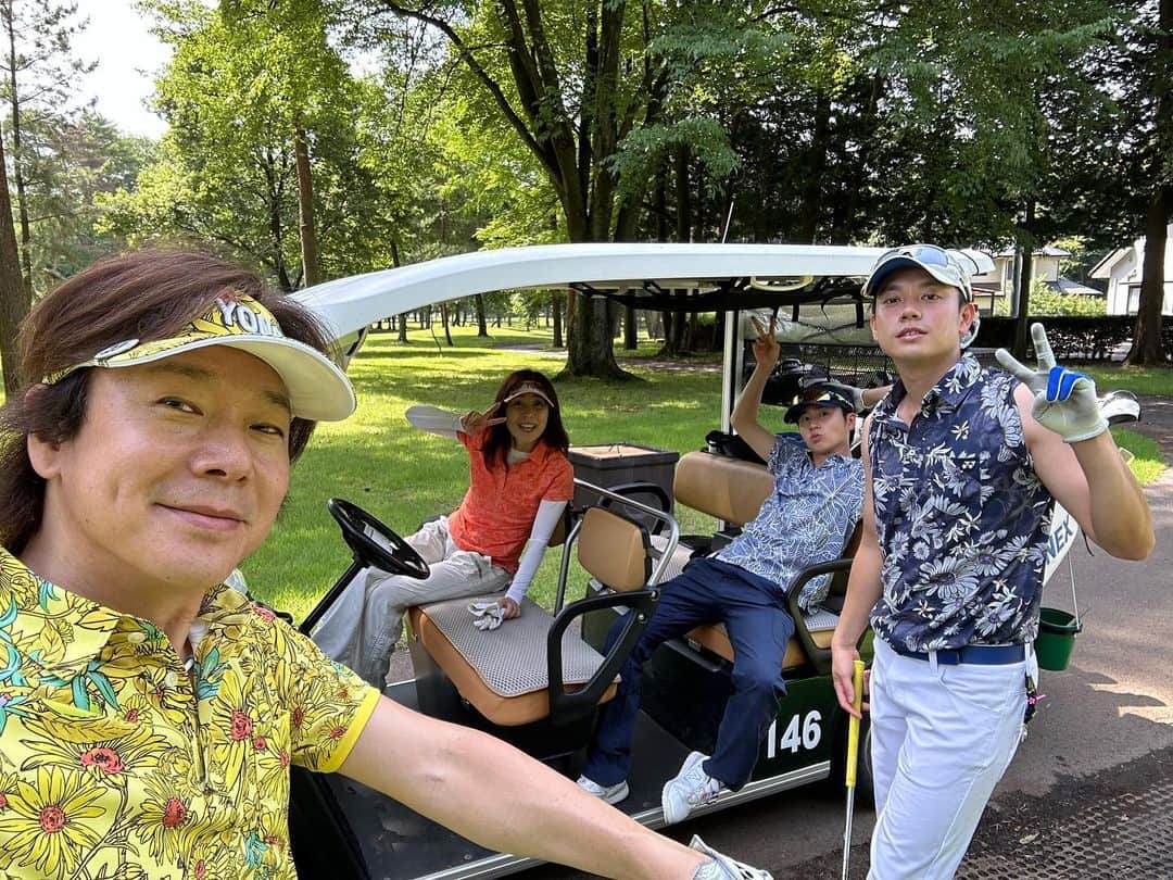 佐藤弘道さんのインスタグラム写真 - (佐藤弘道Instagram)「今日は父の日！  我が家は息子たちがゴルフに連れてってくれました。 往復の運転もしてくれて、プレー代も払ってくれました。 完全な接待です(^^) 子どもたちも社会人になって、今日は思い出に残る「父の日」になりました。 最高の一日でした♡  #父の日  #最高のプレゼント  #最高の一日  #感謝」6月18日 18時16分 - satouhiromichi023