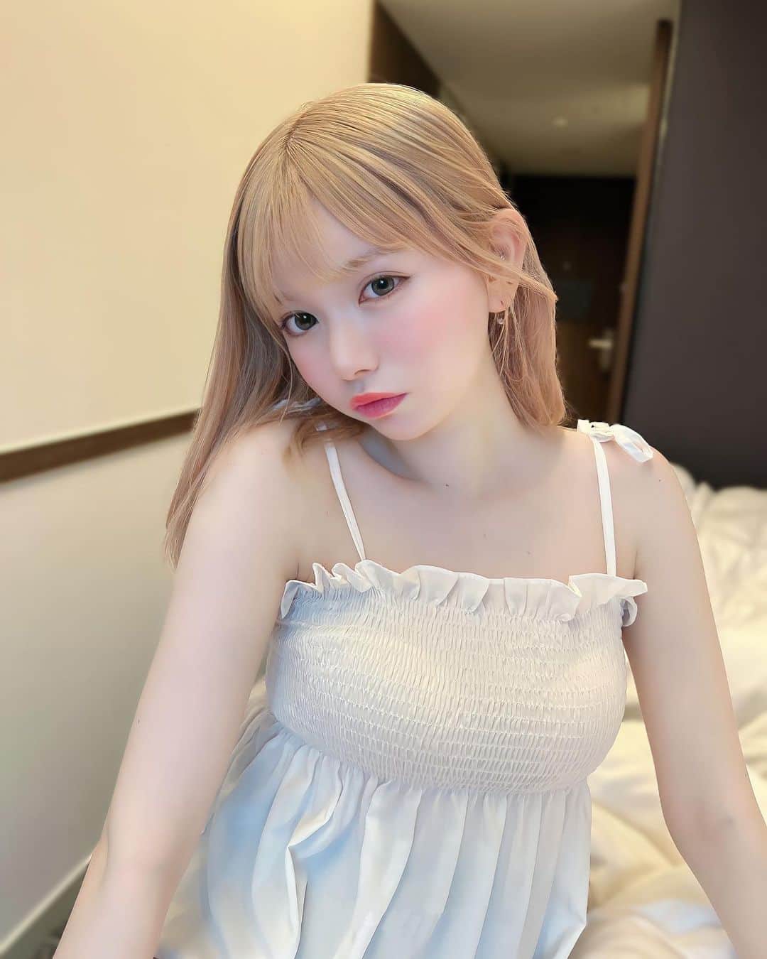 若林萌々のインスタグラム：「毎日雨だなあ☂️やだやだ」