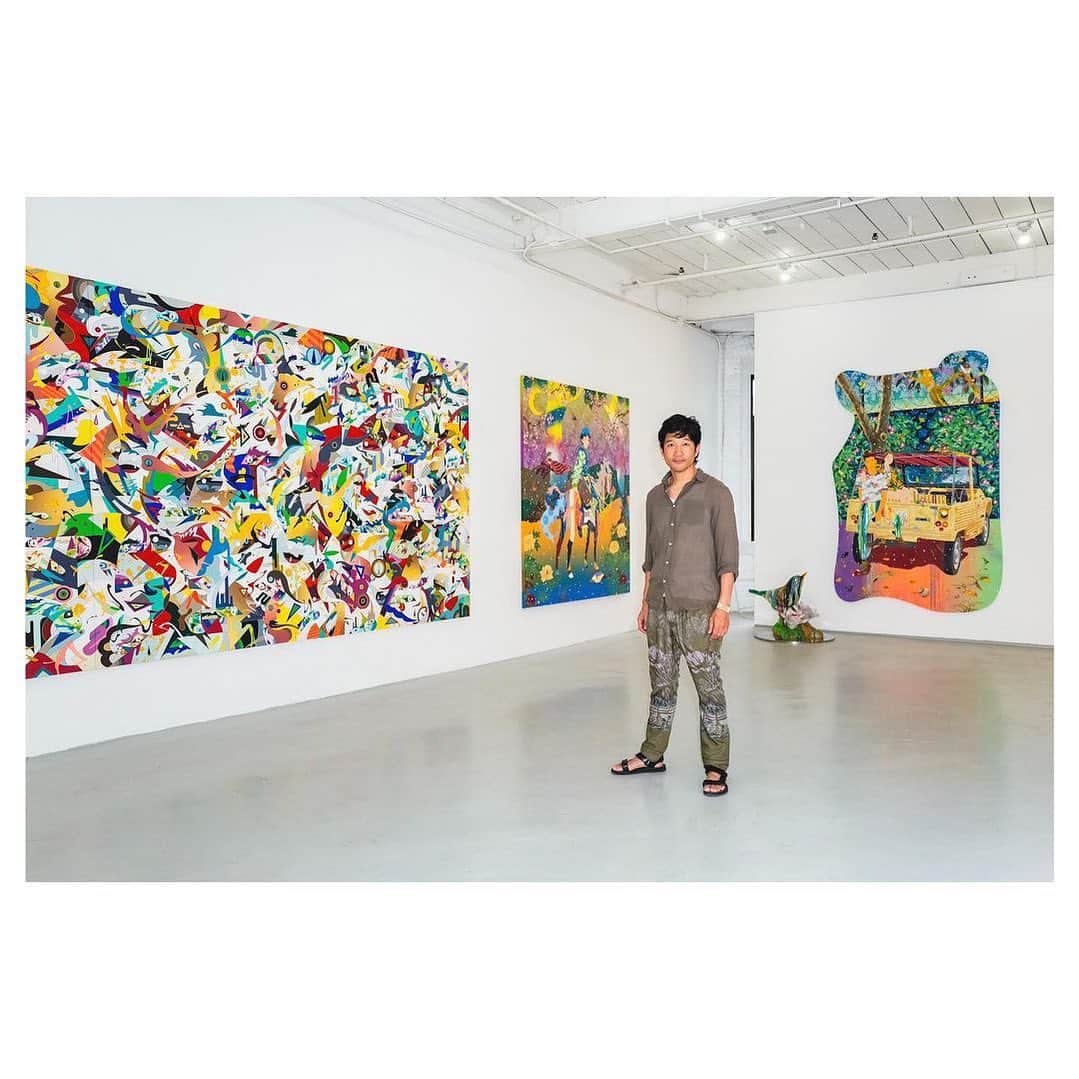 松山智一のインスタグラム：「Arigato @alexshibutani 📸  @shibsibs  #repost @shotsbyshibs , @tomokazumatsuyama at his studio in Brooklyn, NY. 🇯🇵🇺🇸 [20230614] #tomokazumatsuyama」