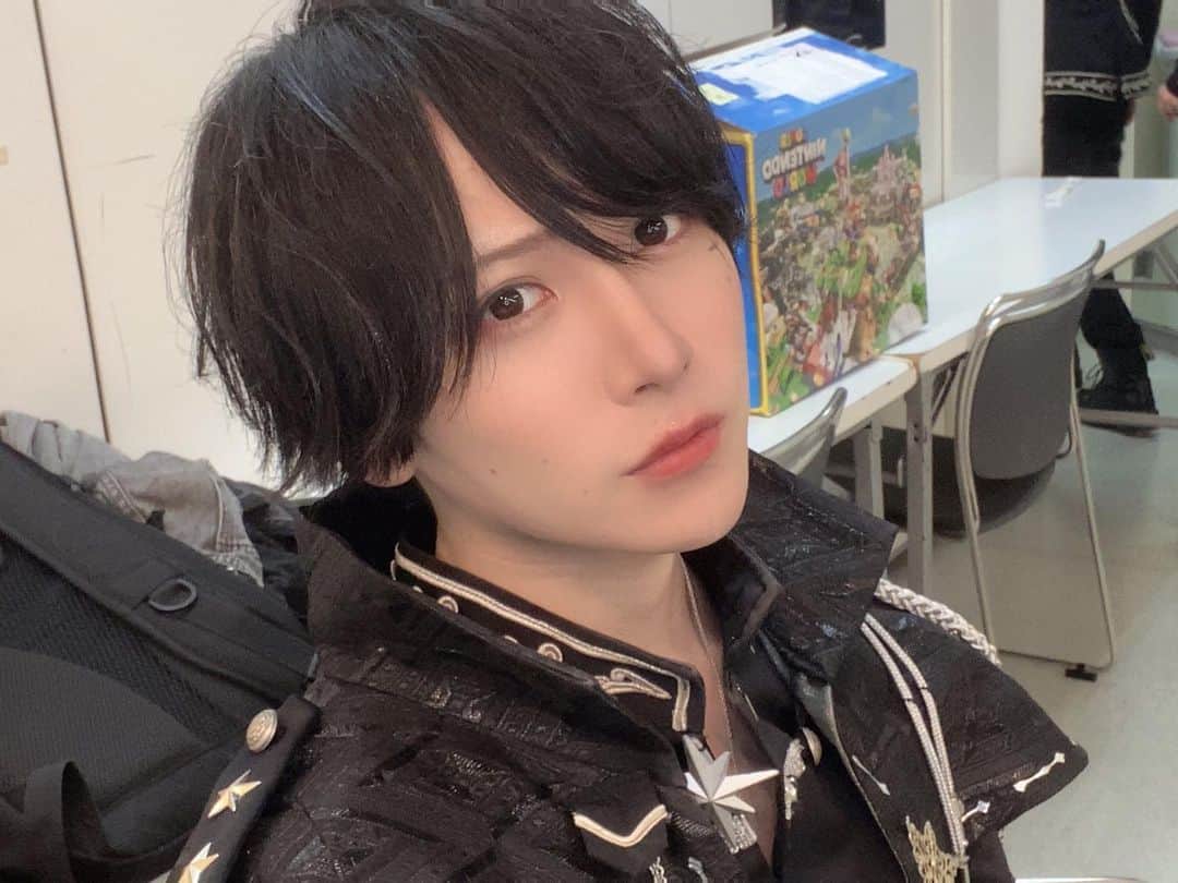 榊原尚のインスタグラム：「だまって俺だけ見てろよ  #チー牛 #ムーミン #スナフキン  #かわいい #かっこいい #フォロー #フォローミー #me #l4l #instafashion #instagood #instagram #instagramers #selca #selfy #selfie #insta #instalike #follow #followme #likeforlike #f4f  #山田涼介 #heysayjump #ジャニーズ #雰囲気 #アイドル #」