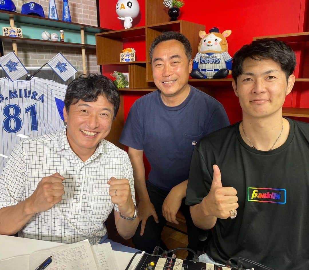 石川雄洋のインスタグラム：「DeNA-千葉ロッテ  #jsportsオンデマンド  #もっと野球好き #三木慎太郎 #近藤祐司  #横浜denaベイスターズ  #千葉ロッテマリーンズ」