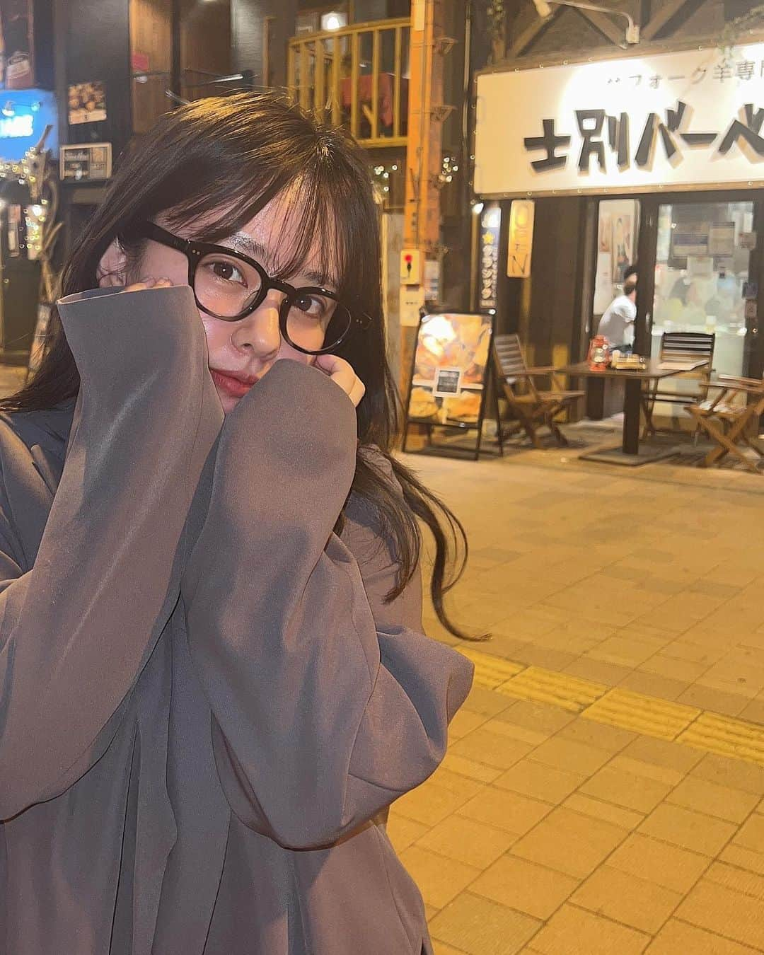 山田菜々さんのインスタグラム写真 - (山田菜々Instagram)「いつもどこか行ったりするたびに 帰り道とかふとしたときに、 楽しかったんやなぁ。 わたしこれ好きやったんやなぁ。 って思うんやけど、それってそのときに なぜかちゃんと気付かなくって いつももったいなあって思うのだけど 誰かわかってくれる人いるかな...🙂？笑  おしゃれに気を使うこともなく、 すっぴんで疲れたらお昼寝して 温泉に入ってご飯食べに出かけて 北海道で全てが癒されて楽しい旅でした☺︎  そんな北海道の写真です📷」6月18日 19時22分 - tannana.yamada