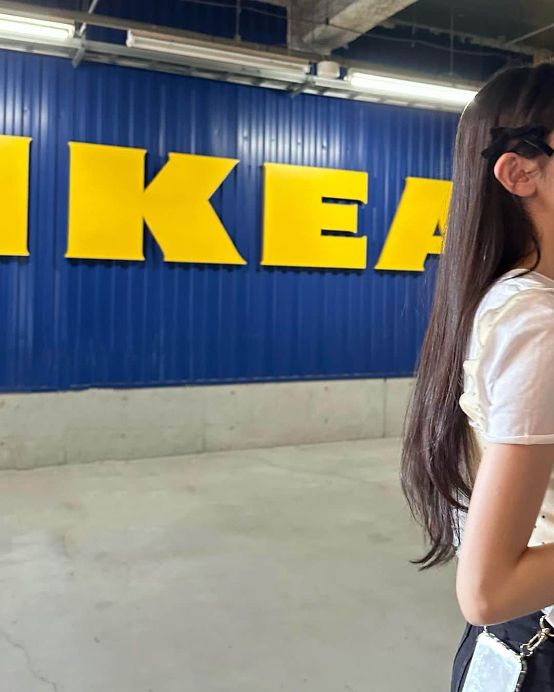 入江美沙希さんのインスタグラム写真 - (入江美沙希Instagram)「家族との休日👖🛋🫖🛒  そんなに買うつもりじゃなかったのに沢山になりました..🤭 新しい家具うきうき🎼  #IKEA#06」6月18日 19時32分 - irie_misaki_official