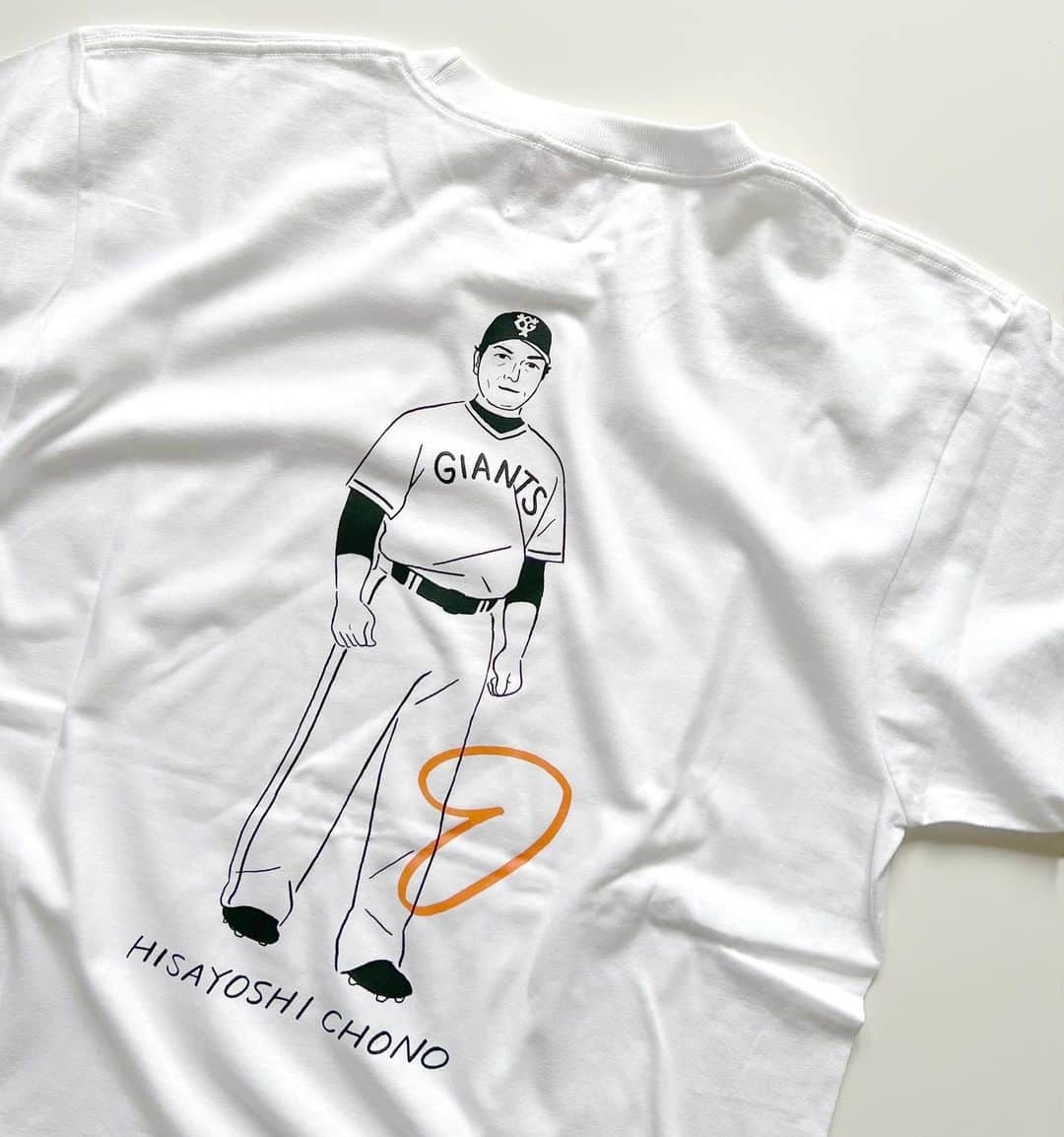 WALNUTさんのインスタグラム写真 - (WALNUTInstagram)「GIANTS × WALNUT The illustrations of 15 Giants players I drew especially for this collaboration have become official merchandise😍⚾️🔥 Orders for T-shirts featuring player illustrations will be accepted until noon on June 19th.   This was the first time for me to draw baseball players, and it was a lot of fun! I hope it will be a wonderful opportunity for Giants fans, as well as those who became interested in baseball as a result of the recently held WBC, to acquire baseball goods🤝🏻  44 #ウォーカー 選手 24 #大城卓三 選手 7 #長野久義 選手  #GIANTS」6月18日 19時32分 - walnut_illustration