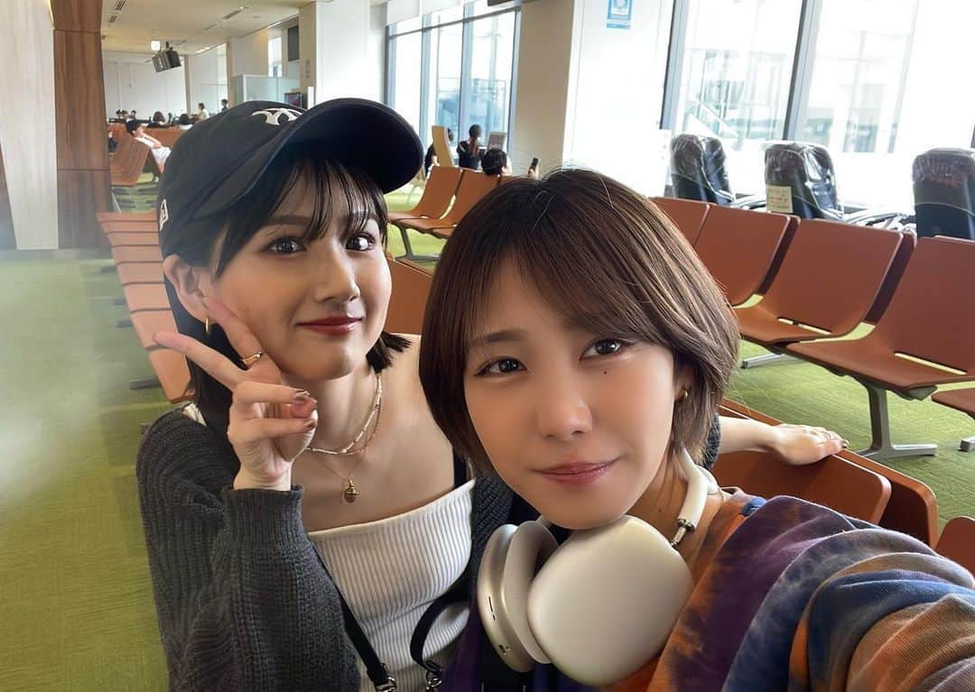 小嶋結里亜さんのインスタグラム写真 - (小嶋結里亜Instagram)「. .  .  正解は韓国でした。♡ (2枚目のお店の名前みてみてねん) ⁡ 韓国行ったことなかったので ( @saki_sakurai_official )と一緒に👭 ⁡ 枚数で載せられなかった写真もあるので 徐々にあげていきまーす！🇰🇷 ⁡ ⁡ . . ⁡ #役者#妃乃ゆりあ#低身長女子#猫好き#私服 #ショートヘア女子#ショートヘア#韓国#女子旅 ⁡ ⁡ . ⁡ #girl#actress#spring#ootd#code#fashion #일상#japanesegirl#hairstyle#summer#soul #Korea#travel」6月18日 19時34分 - hino_yuria127