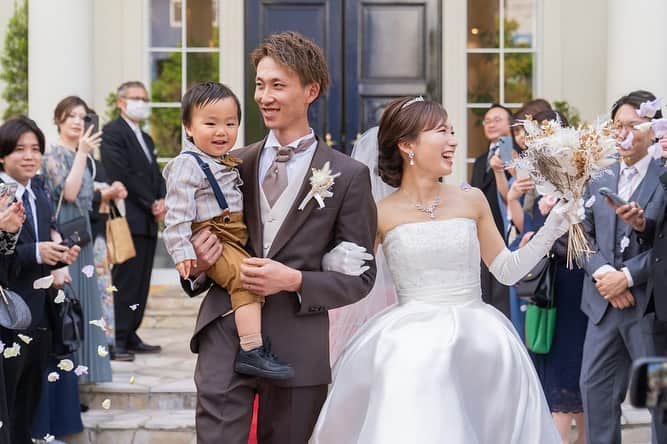 アーカンジェル 迎賓館　仙台さんのインスタグラム写真 - (アーカンジェル 迎賓館　仙台Instagram)「・ ・ お子様と一緒に過ごすおふたりにとって『特別な1日』✨  #リングボーイ   おふたりはもちろんお子様にとっても一生の思い出に残る記憶に、、❣️👶🏻  ____  後から見返せるようにぜひ【保存】して 参考にしてください♪ ____」6月18日 20時04分 - arkangel_geihinkan_sendai