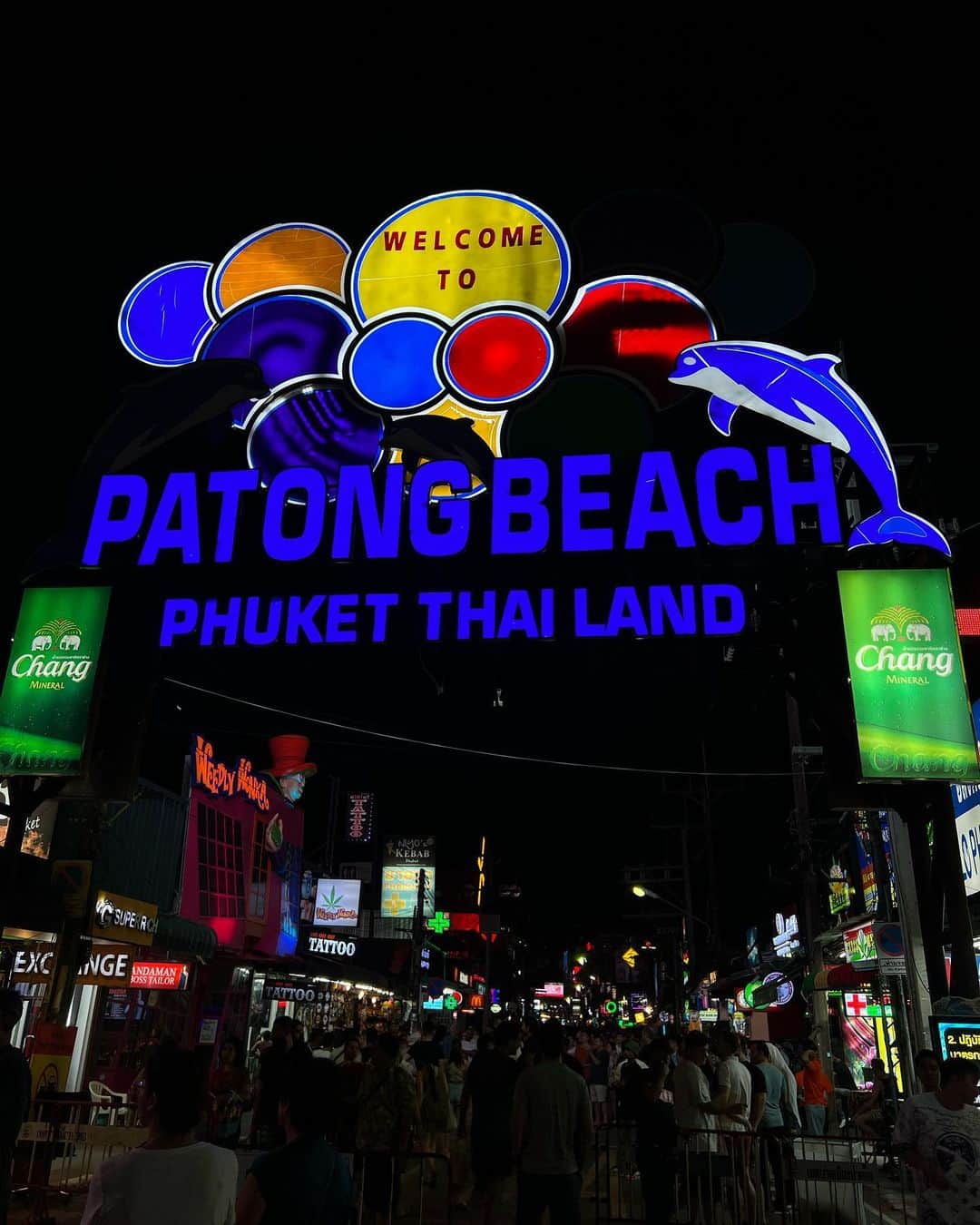 MIYAさんのインスタグラム写真 - (MIYAInstagram)「PATONG BEACH NIGHT 🦜🪩  #thailand #phuket #night #patong」6月18日 19時58分 - _miya_2