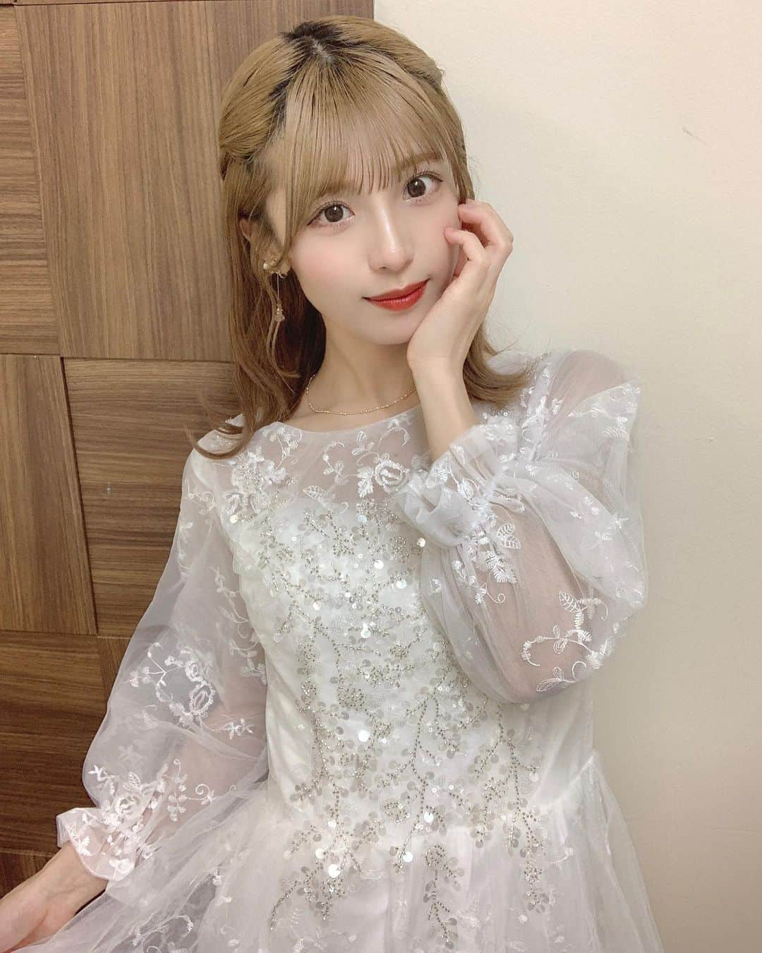 神田風音さんのインスタグラム写真 - (神田風音Instagram)「👰🏻‍♀️💍」6月18日 20時26分 - fuune_pdq