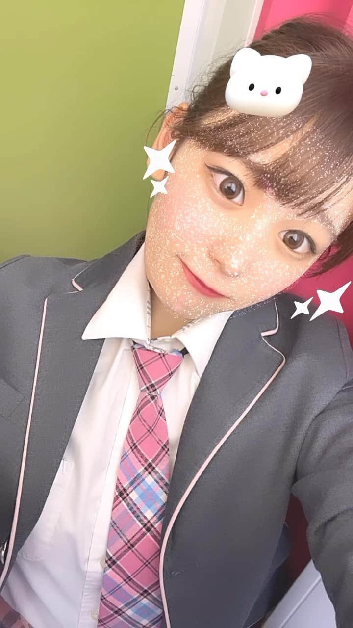 小山星流のインスタグラム：「韓国🇰🇷行きたい！！！！ 去年の韓国旅行中♡  #韓国旅行 #韓国制服 #instagood #followme #リール #いいね #01 #tagforlikes #종아요 #팔로우 #fyp #韓国ロッテワールド」