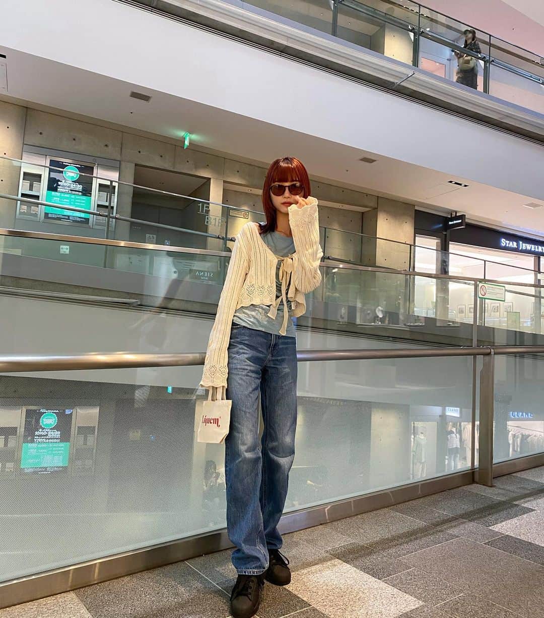 阿知波妃皇のインスタグラム：「new black」