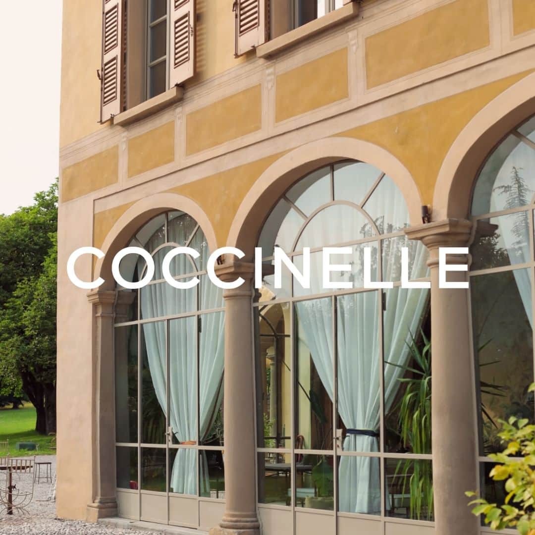 コチネレのインスタグラム：「Siren song. Captivate in the Coccinelle Fall Winter 23 collection.  #Coccinelle #FW23」