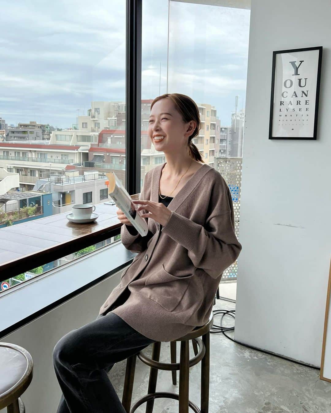 はれこのインスタグラム：「最近の🤍  ①〜④JOURNAL STANDARDでも秋服の撮影が始まっています🍂  ⑤SLOBEの澤口さんとほこさんから頂いた差し入れ🥤 千駄ヶ谷にあるMonmouth Teaのミルクティー。 今まで飲んだ中でダントツに美味しいミルクティーでした🫶🏻  ⑥白ポンデ ⑦torseの紫陽花タルト ⑧最近買ったお気に入りのコスメ  #journalstandard  #ジャーナルスタンダード  #2023aw #秋の新作」