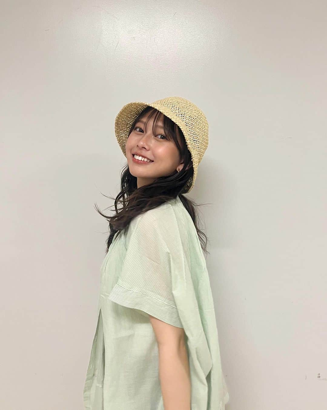 大平萌笑のインスタグラム：「和歌山美少女図鑑、The Runwayありがとうございました💫💫  和歌山でのイベントでアシスタントMC、ゲストモデルとして出演させて頂いて、本当に嬉しいです☺️🫶🏻  思っていた以上の観客の皆様の多さに驚きました🪄 和歌山出身のモデルさんたち皆さんキラキラしていて本当に可愛かった、、🥇♥️  やのぱんさんがいれば百人力😂👏🏻本当に今日も楽しく、盛り上げてくださいました！ありがとうございました☺️☺️  これからも和歌山を盛り上げていきたいです✨️✨  沢山の観客の皆様、ブランド様、スタッフの皆様、モデルの皆様、本当にありがとうございました😍🙏🏻  #和歌山美少女図鑑 #美少女図鑑 #美少女百選 #和歌山  #azulbymoussy  #nikoand」