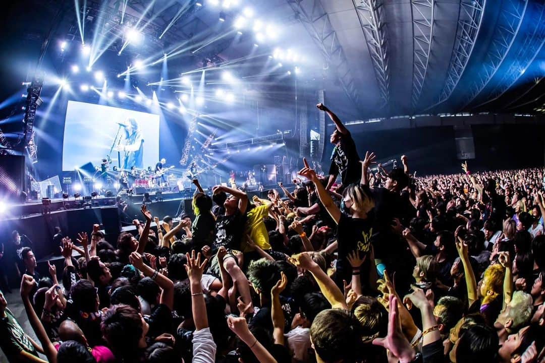 HEY-SMITHのインスタグラム：「6/18(日)幕張メッセ 国際展示場 “SATANIC CARNIVAL 2023” photo by @hayachinphoto」