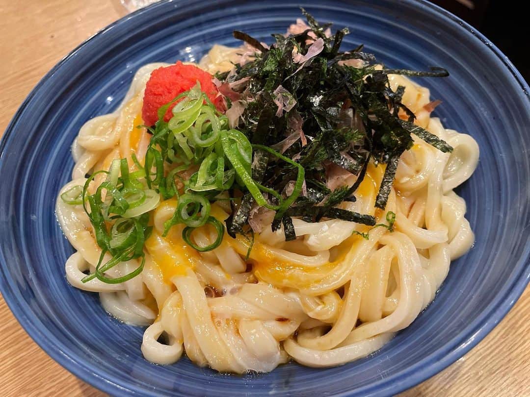 中谷優心のインスタグラム：「うどん慎  最高。」