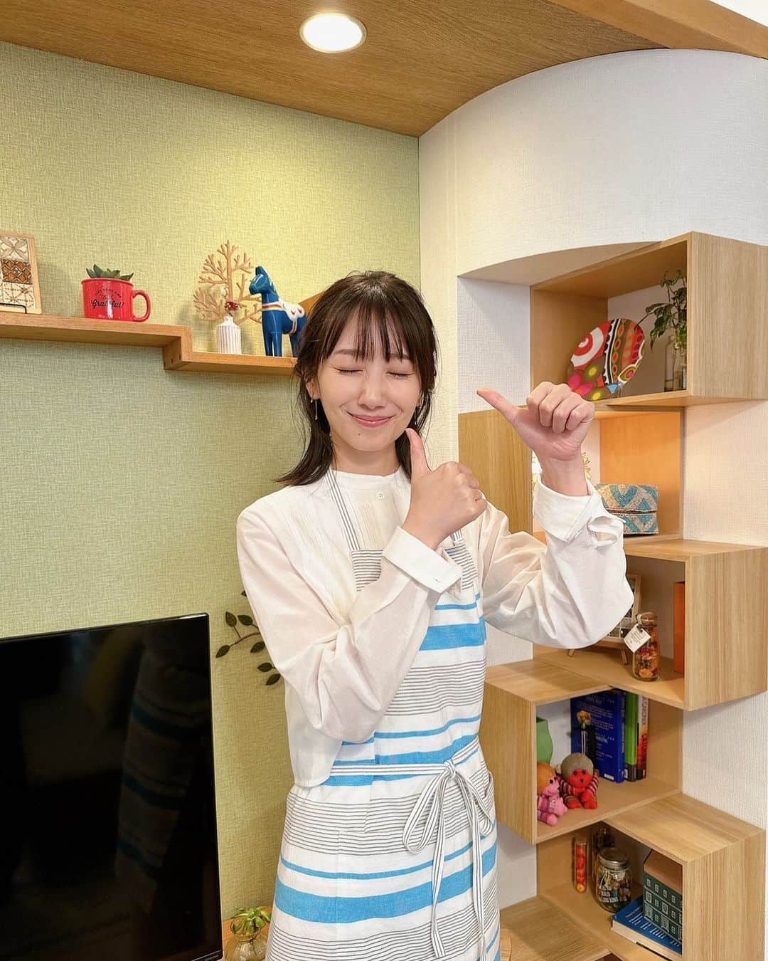 波瑠のインスタグラム：「気づいたらまた誕生日を迎えておりました。 今年も半分が過ぎたということですね。 たくさんお祝いしてもらえて、 まったくもって幸せ者です、わたし。 皆さんに笑顔をお返しできるよう、 頑張ってまいります！  次回でお嫁くん最終回です😢 みなさん見届けてください！」