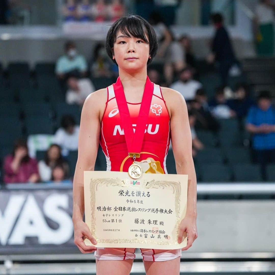 藤波朱理のインスタグラム：「明治杯🥇 応援、サポート本当にありがとうございました😊 世界選手権に向けて頑張ります！」