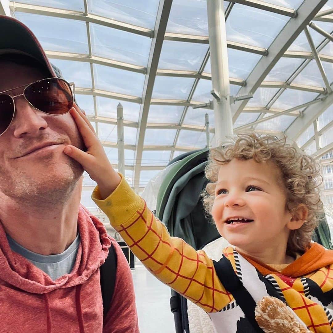 クーシュ・ジャンボのインスタグラム：「Happy Father’s Day @iamseangriffin 💕」