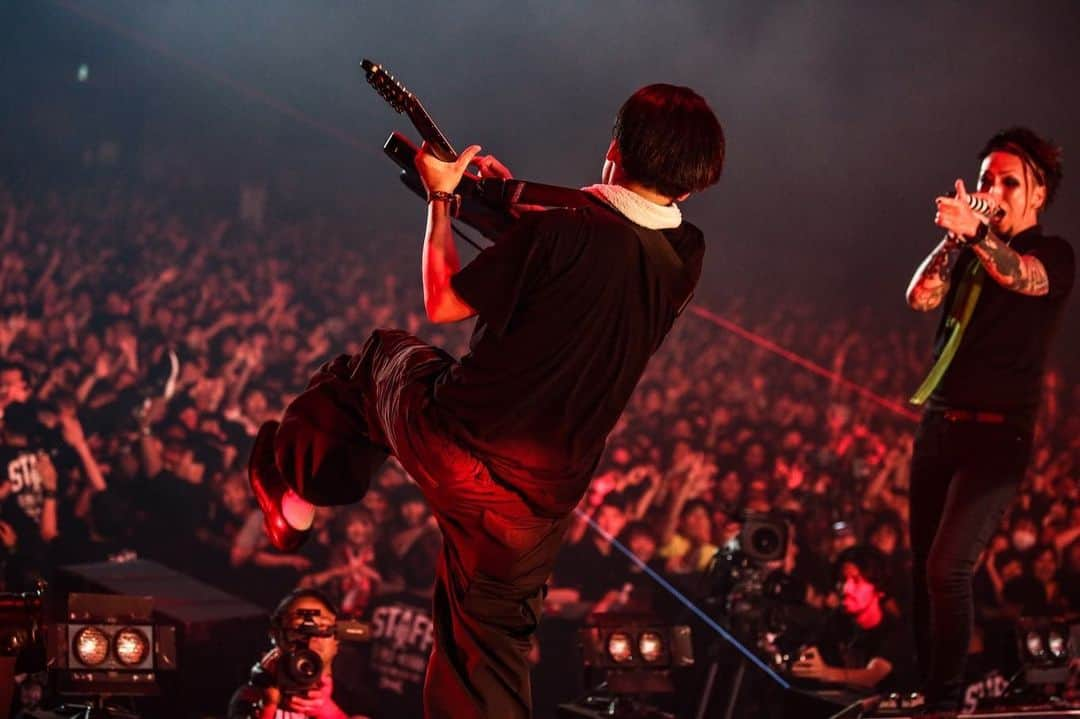 MAH さんのインスタグラム写真 - (MAH Instagram)「SATANIC CARNIVAL 2023 at Makuhari Messe.  #SiM #サタニック  📷 @kouhey0622」6月18日 23時12分 - mahfromsim